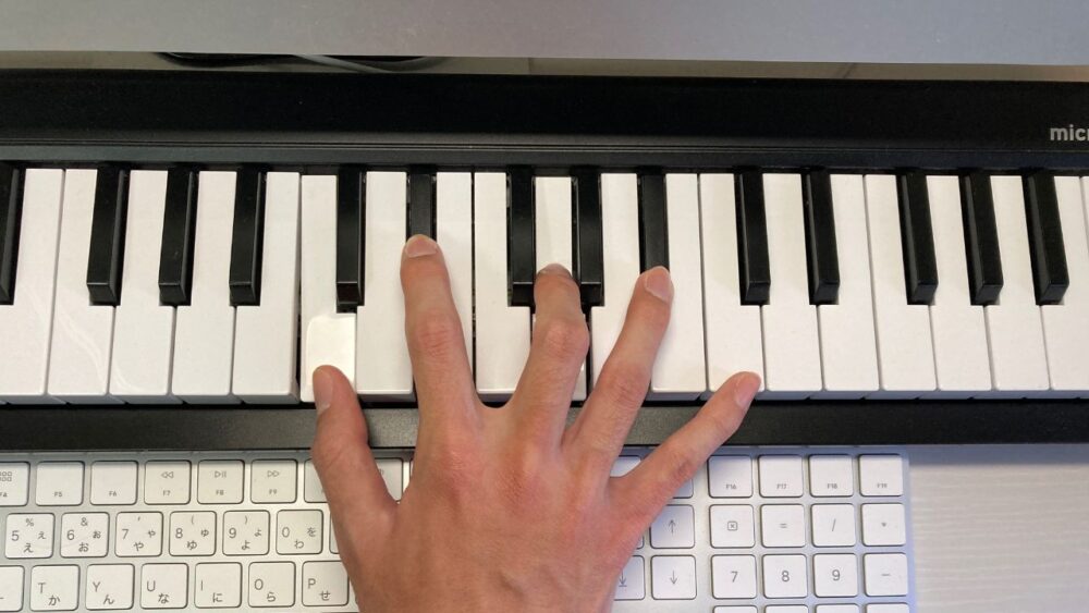 KORGのmicrokey2-49をレビュー。セブンスコードは弾きにくいが