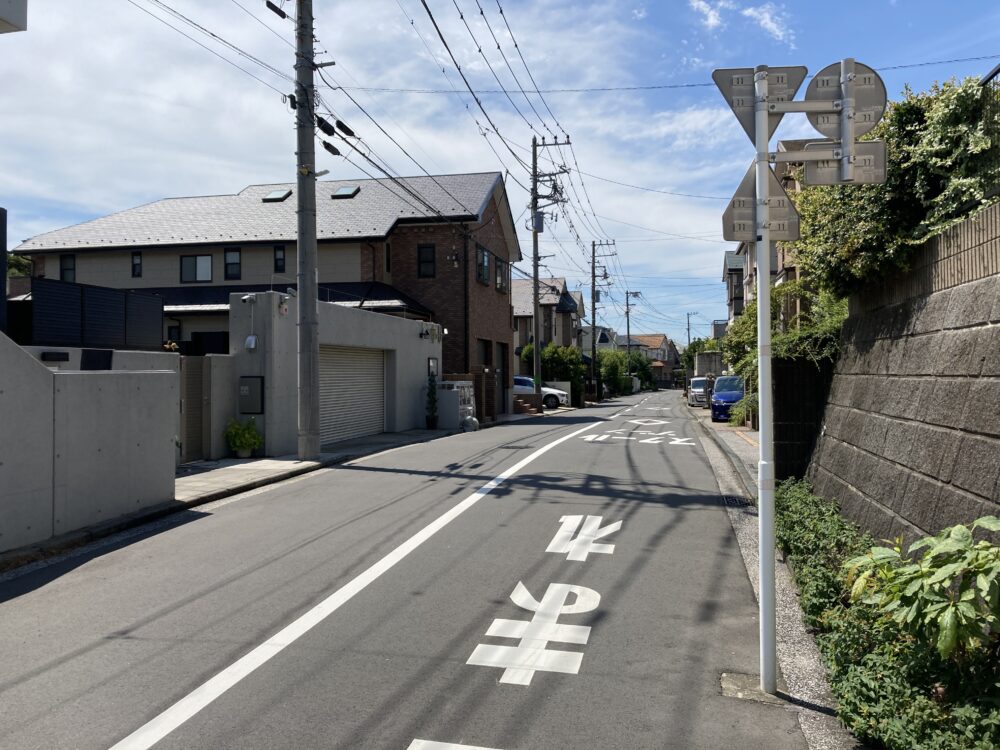 能見台5丁目の高級住宅街